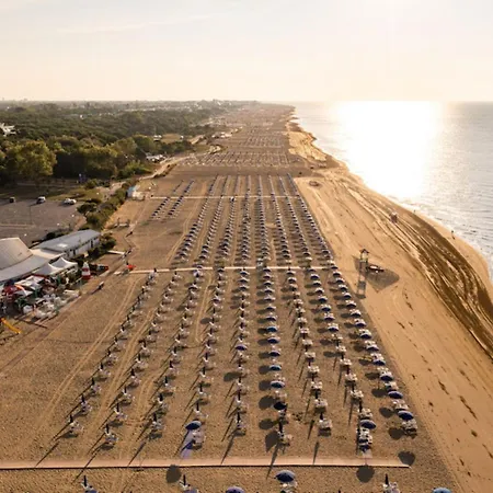 公寓 Relaxing With Garden And Pool *