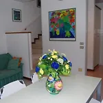 Апартаменти Relaxing With Garden And Pool Бібіоне