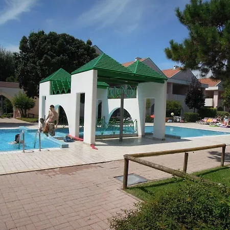Relaxing With Garden And Pool Bibione